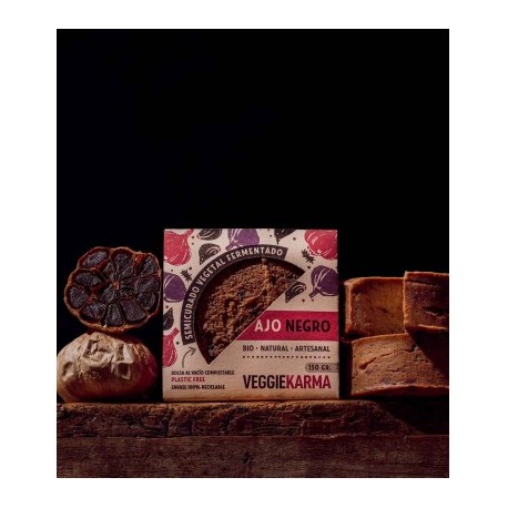 QUESO VEGANO  CON AJO NEGRO 150G ECO VEGGIE KARMA
